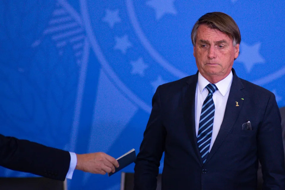 Temendo processos ao perder o foro privilegiado, Bolsonaro deve ir aos Estados Unidos antes do fim do mandato - Foto: Andressa Anholete/Getty Images