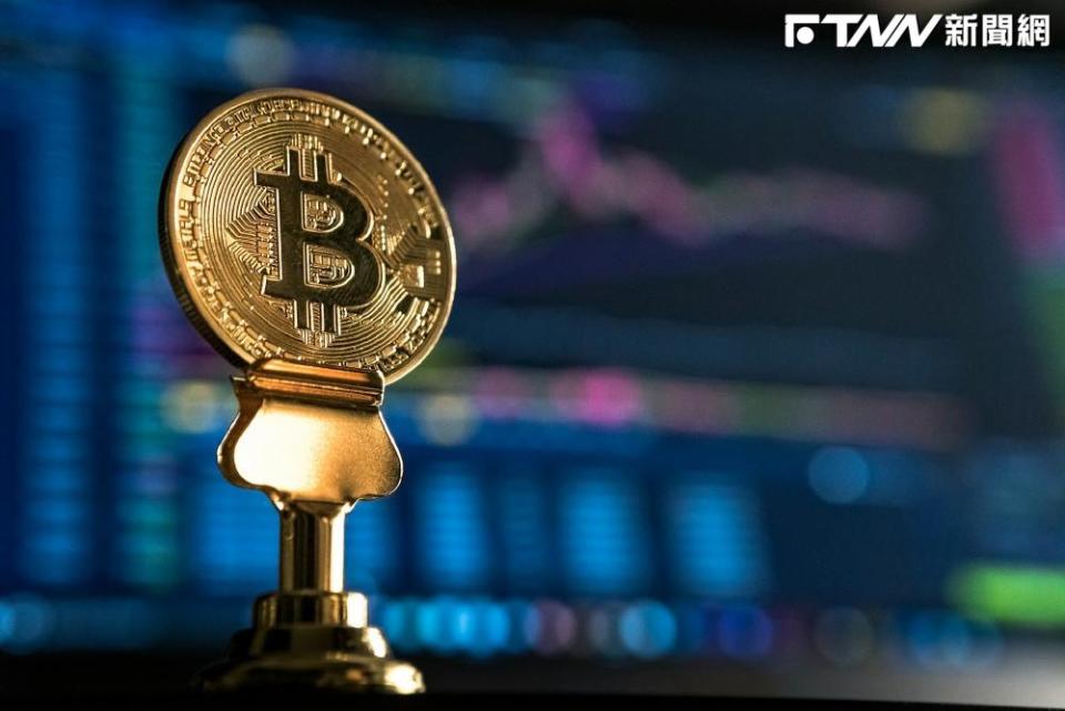 市值最大加密貨幣比特幣（Bitcoin）近日交易價格飆漲，已突破7萬2000美元（約新台幣226萬元）創史高。（示意圖／Unsplash）