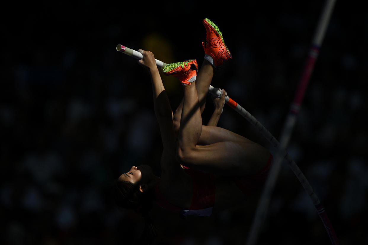 China's Niu Chunge competes in the women's pole vault qualification event at the Paris Olympics on Sunday. 