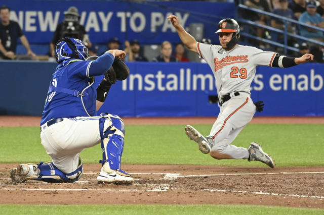 Santander and Mullins HRs help first-place Orioles beat Berríos and Blue  Jays 5-3 - The San Diego Union-Tribune