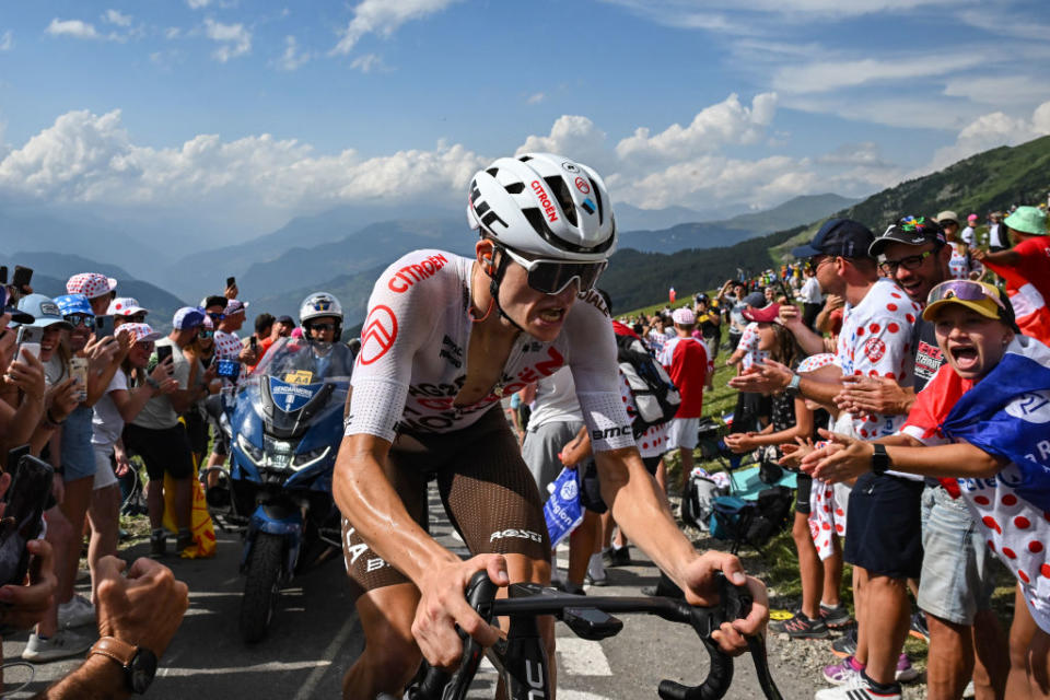 AG2R Citroen Team's Austrian rider Felix Gall cycles in a lone breakaway in the ascent of Col de la Loze in the final kilometres of the 17th stage of the 110th edition of the Tour de France cycling race, 166 km between Saint-Gervais Mont-Blanc and Courchevel, in the French Alps, on July 19, 2023. (Photo by Marco BERTORELLO / AFP)