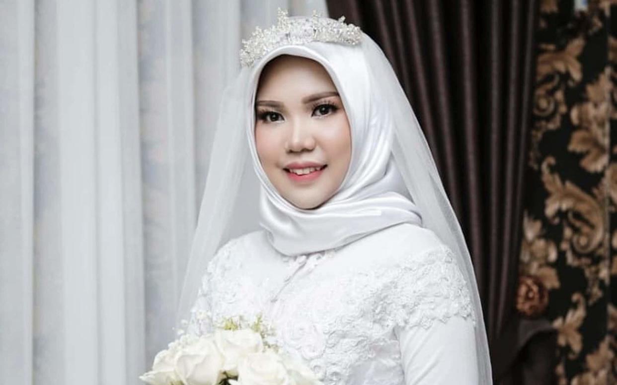 Intan Syari's fiance was among 189 people on the Boeing 737 MAX 8 plane - Intan Syari