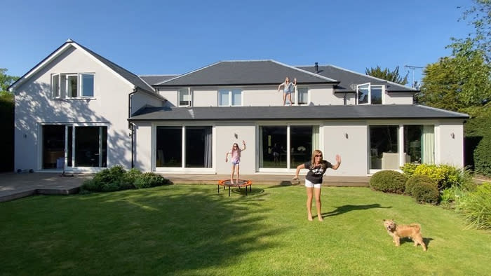 amanda-holden-house-roof