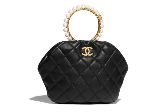 Chanel手袋初秋8款黑色手袋！不能錯過的珍珠手柄WOC、黑金Flap Bag