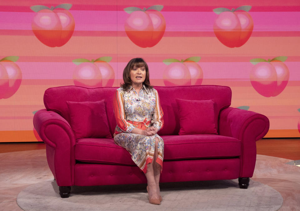 The 'No Butts' campaign will be launch by Lorraine Kelly on her morning show