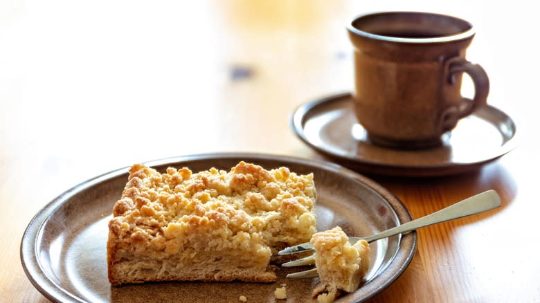 coffee cake on a plate