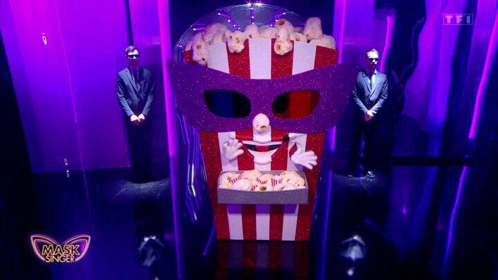 Le pop-corn a fait forte impression lors du premier prime time de la saison 6 de « Mask Singer », sur TF1, le 3 mai 2024.