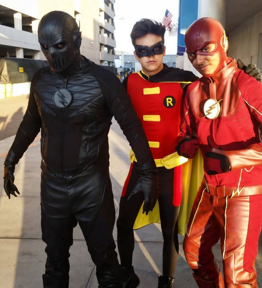Sentimos muito pelo Flash e o Robin, mas o cosplay do Dr. Zoom ficou muito melhor, não acham? (Foto: Instagram / @zoom_cw_cosplay).