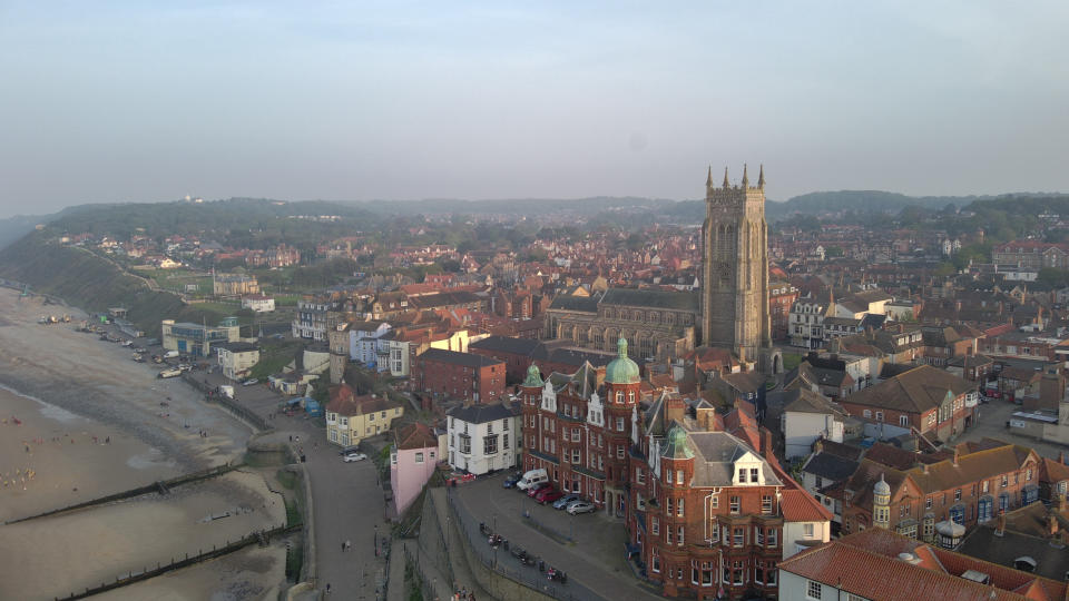 Photo of a coastal town taken with the Holy Stone Sirius HS900