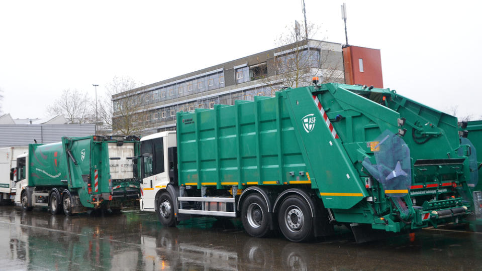 garbage truck bitcoin mining