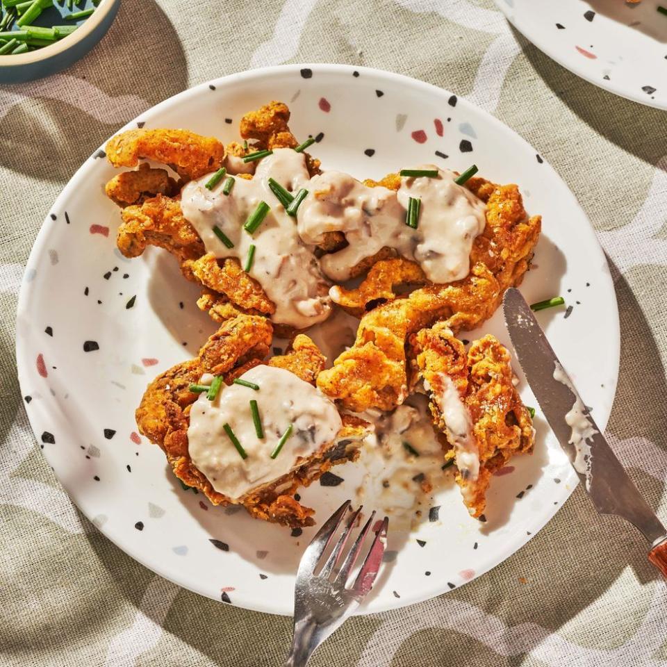 Vegan Chicken-Fried Mushrooms & Gravy