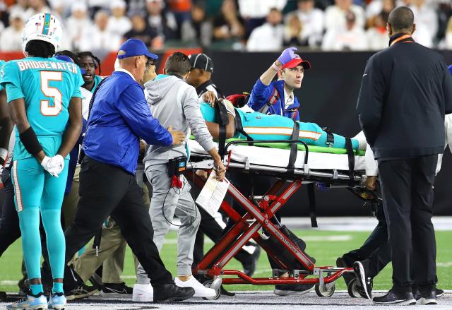 Tagovailoa stretchered off as Dolphins' winning start ended by