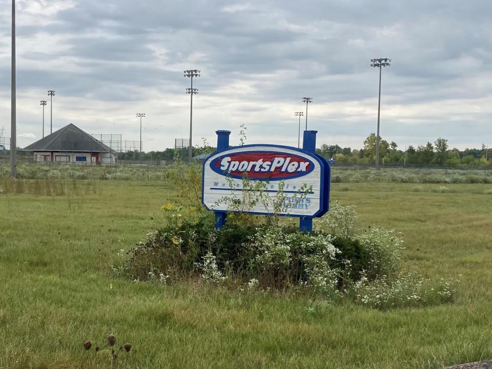 D.R. Horton, housing developer based in Texas, is buying the SportsPlex property on Country Club Road to create a housing addition of as many as 225 home on 83 acres on the east side of Muncie. The project is estimated to be a $40 to $50 million investment for the developer.
