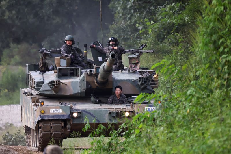 U.S. and South Korean military hold joint military drills