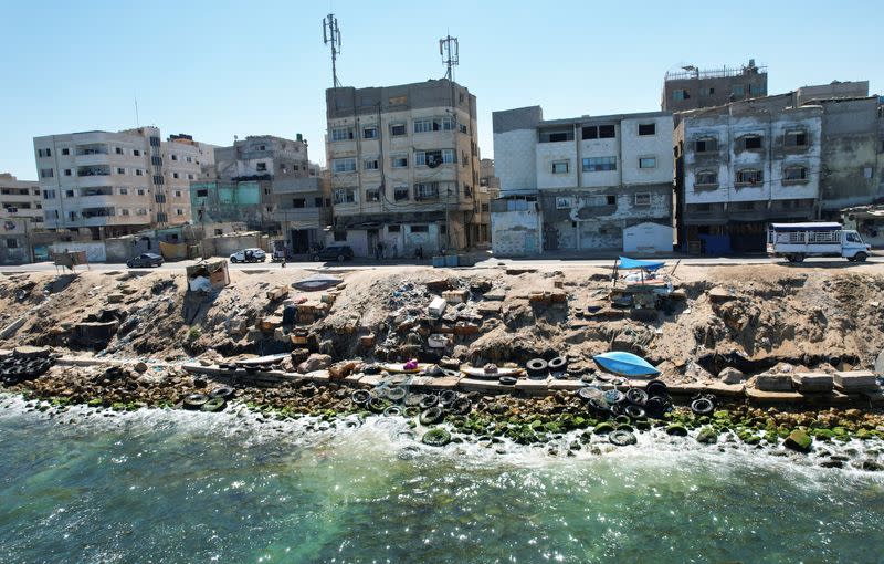 Shore erosion in Gaza threatens beachfront cafes, roads