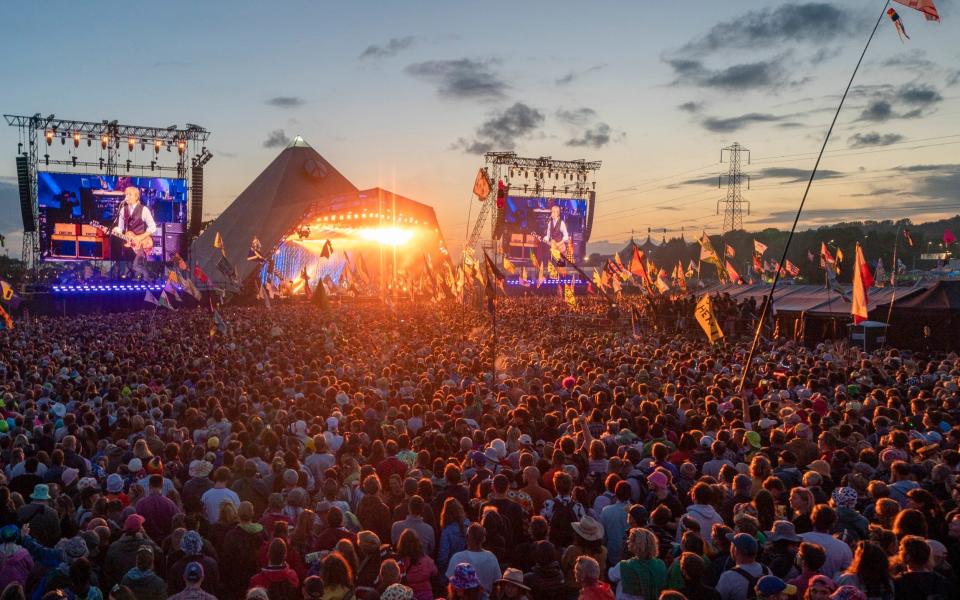 A view of the huge Glastonbury crowds for Sir Paul McCartney’s performance - Geoff Pugh/For The Telegraph