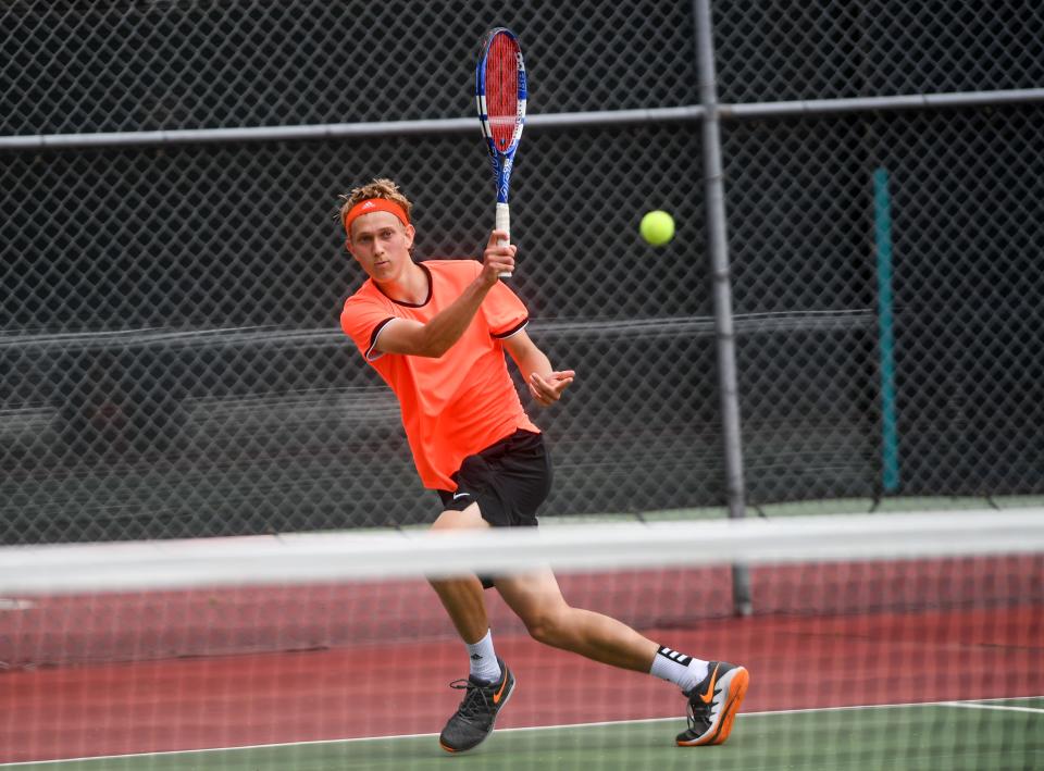 Washington's Clayton Poppenga competes in the state high school tennis championship on Friday, May 21, 2021 at McKennan Park in Sioux Falls.