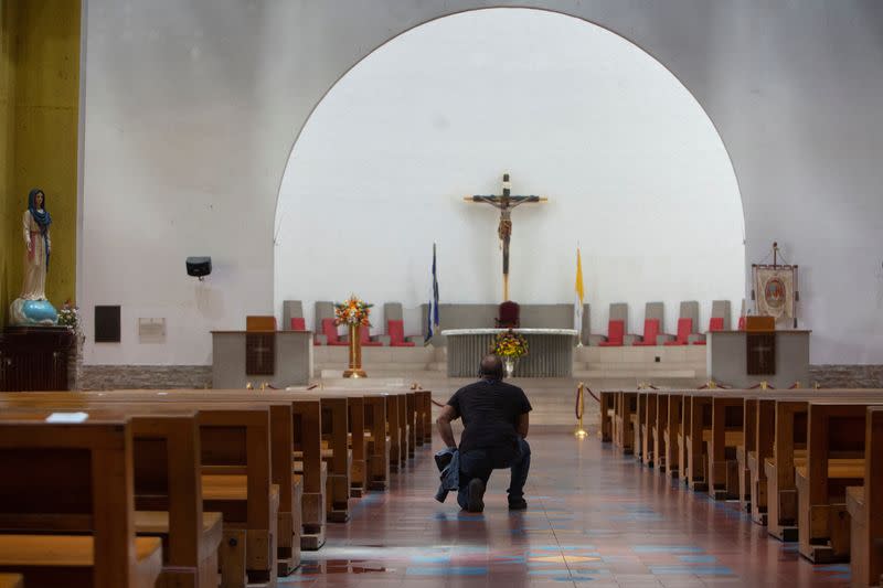 Foto de archivo. Policía de Nicaragua prohíbe procesión católica en represión a iglesia