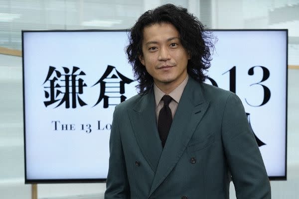 小栗旬正演出NHK大河劇《鎌倉殿的13人》。（圖／翻攝自推特）