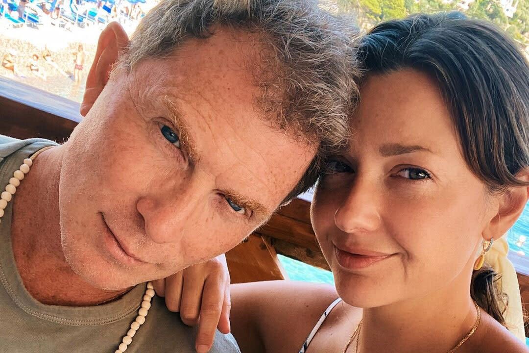 Bobby Flay Says Girlfriend Christina Perez Makes ‘Everything Look Amazing’ at Their Joint Holidays