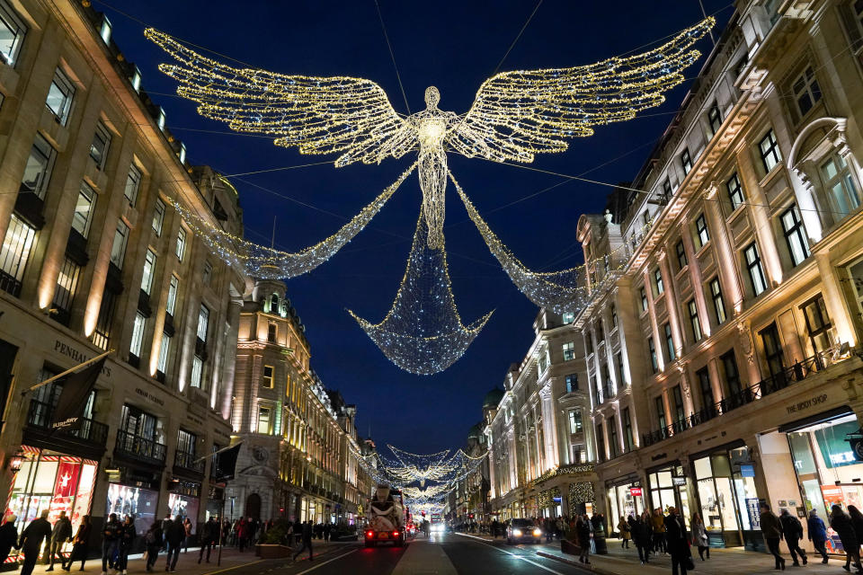 Christmas bonus Regent Street is illuminated with Christmas lights, in London, Britain December 1, 2022. REUTERS/Maja Smiejkowska