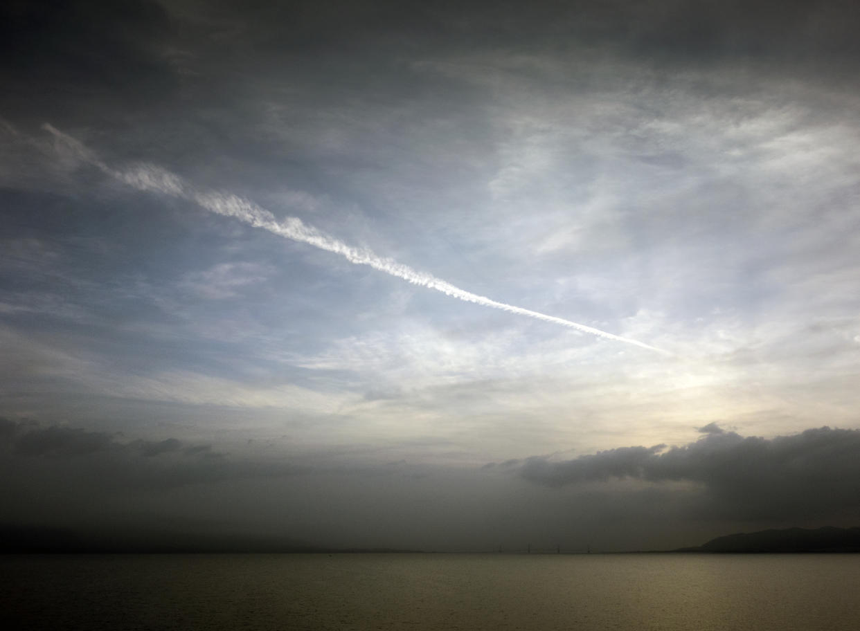 Chemtrails Or Skytrails (Depending On Your Point Of View And Knowledge) - Greece