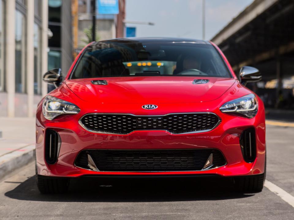 Kia Stinger 9