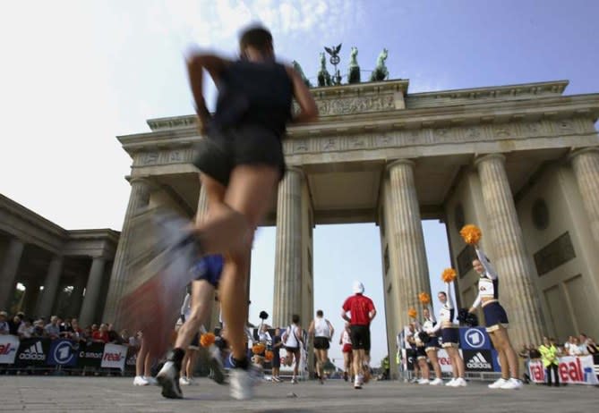 El recorrido de esta carrera y su temperatura media (de entre 15 y 20º) son tan óptimas que en Berlín se han conseguido seis récords mundiales desde 1998. (Foto: Getty)