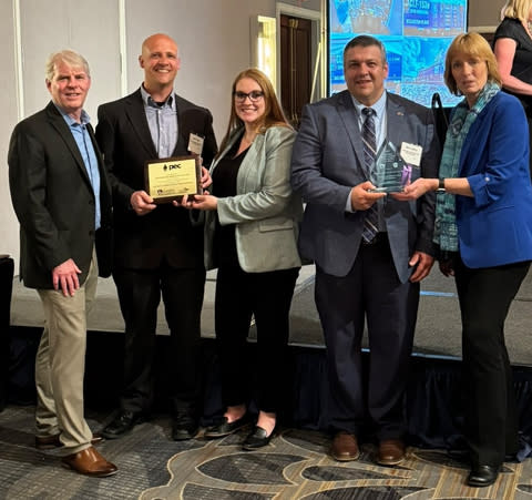 Pictured left to right: Thomas Gilbert, President, Pennsylvania Environmental Council; Neil Pergar, Engineer and Locomotive Project Lead - U. S. Steel; Jessica Shirley, Interim Secretary, Pennsylvania Department of Environmental Protection; Mark Jeffrey, Mon Valley Works - Clairton Plant Manager, U. S. Steel; and Cindy Adams Dunn, Secretary, Pennsylvania Department of Conservation and Natural Resources at the PA Governor's Award presentation. (Photo: Business Wire)