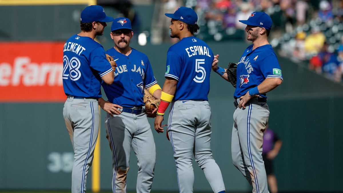 Blue Jays unveil new 'Canadiana' look for Sunday home-game jerseys