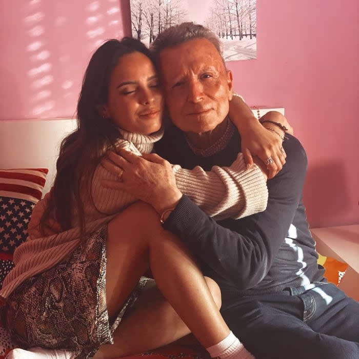 Gloria Camila con su padre José  Ortega Cano