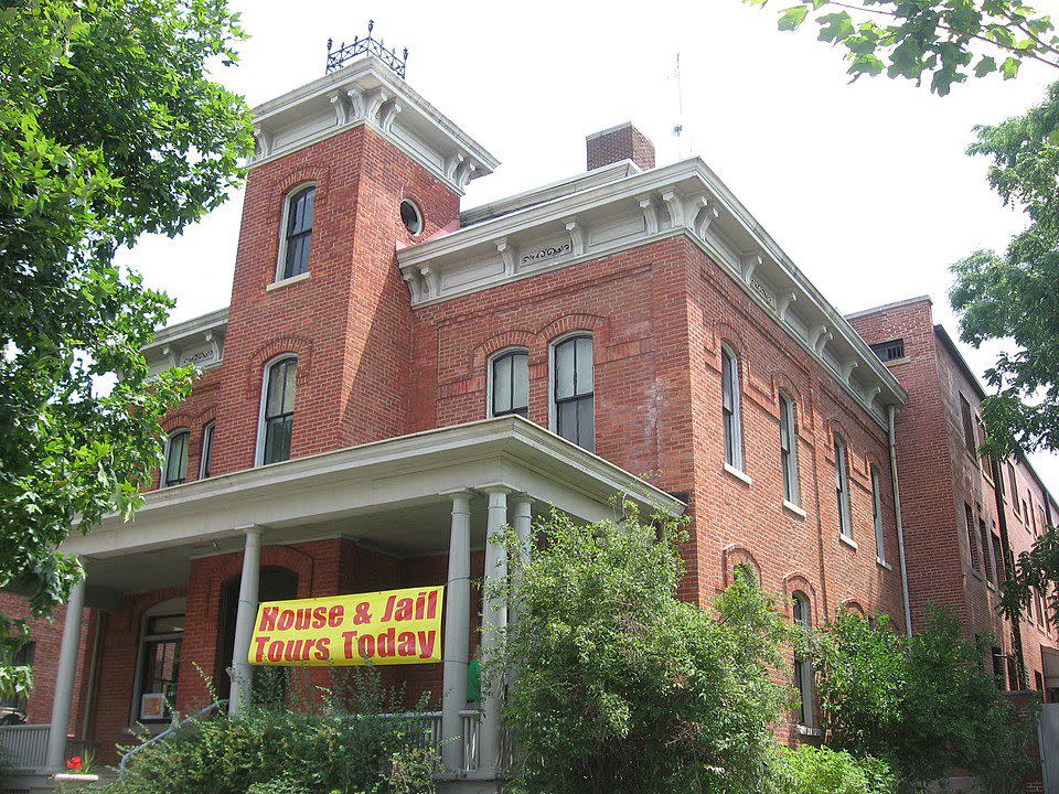 Old Sheriff's House and Jail