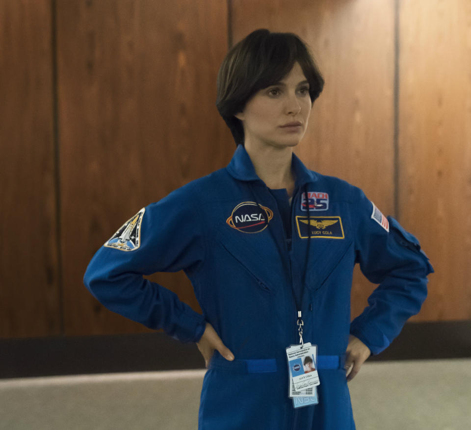 The film is loosely based on the life of US astronaut Lisa Nowalk