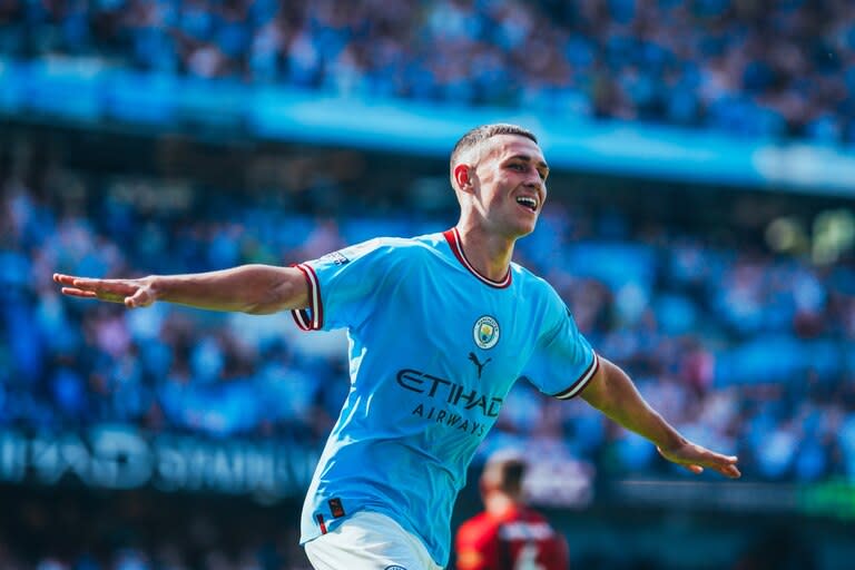 Phil Foden convirtió uno de los goles de Manchester City en la goleada ante Bournemouth