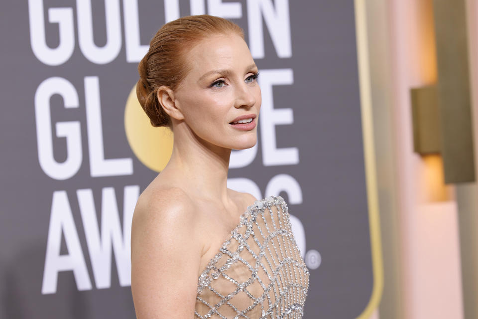 Jessica Chastain wore the same nude lipstick as James at the 80th Annual Golden Globe Awards. (Getty Images) 