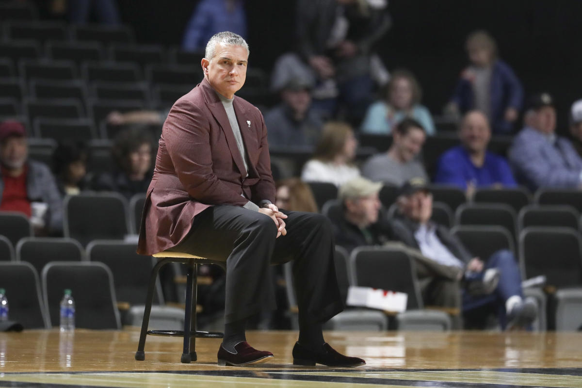 South Carolina coach Frank Martin explains decision to take former