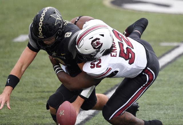 Houston Texans 2022 NFL draft target: South Carolina DE Kingsley Enagbare