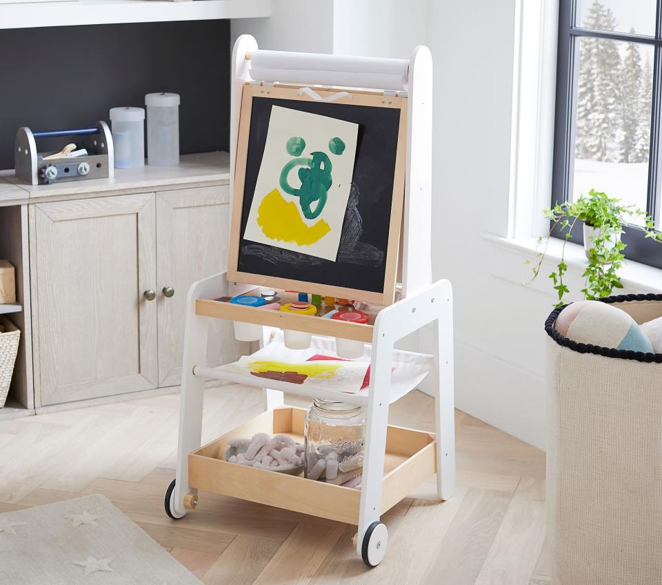 1) Ultimate Art Easel