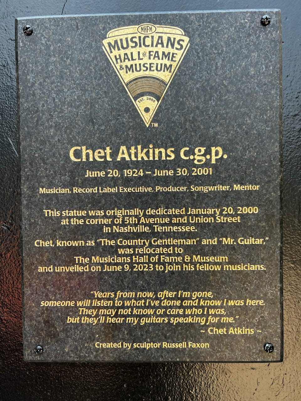 New marker for Chet Atkins statue at Musicians Hall of Fame