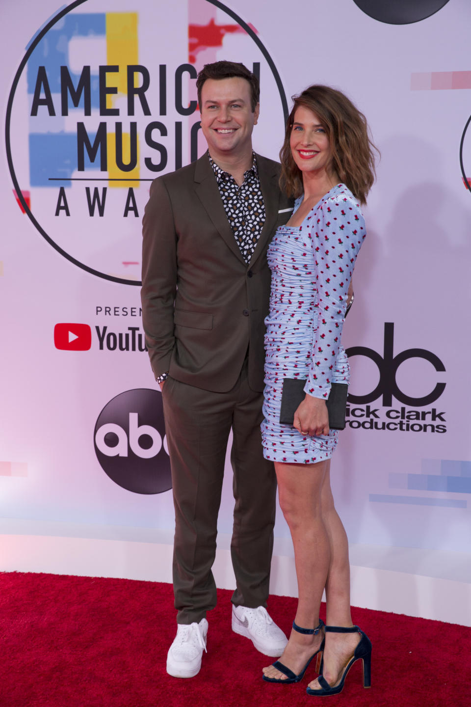 Taran Killam and Cobie Smulder