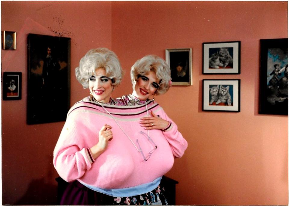 Linda and Terry Jamison appear as the two headed housewife on NBC’s “Saturday Night Live”. (Image: Saturday Night Live)