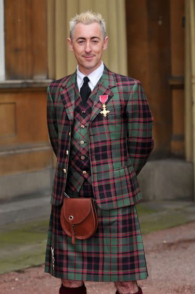 PHOTO: In this Nov. 24, 2009, file photo, actor Alan Cumming wears his OBE medal given to him for services to film, theatre and the arts and to activism for equal rights for the gay and lesbian community. Investitures held at Buckingham Palace, London. (Nils Jorgensen/Shutterstock, FILE)