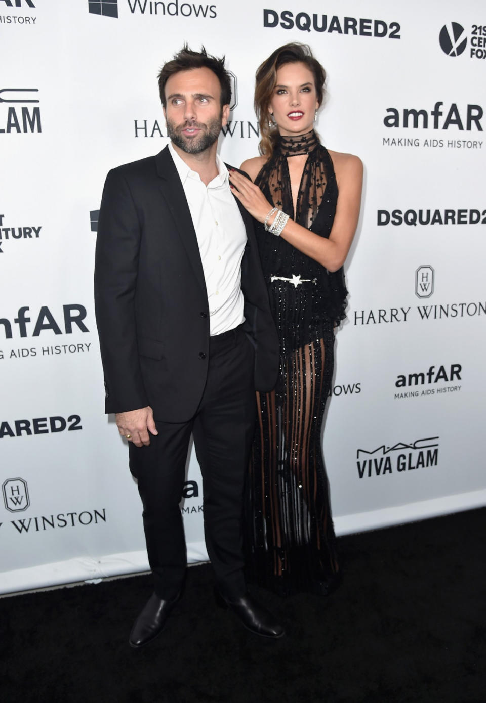 <p>Businessman Jamie has been engaged to the 35-year-old Brazilian model since 2008 but the pair are yet to marry. They have two children already: Anja, 7, and 4-year-old Noah. <i>[Photo: Getty]</i> </p>