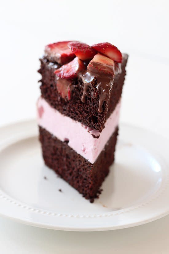 <strong>Get the <a href="http://www.handletheheat.com/chocolate-covered-strawberry-ice-cream-cake/" target="_blank">Chocolate Covered Strawberry Ice Cream Cake recipe</a> from Handle The Heat</strong>