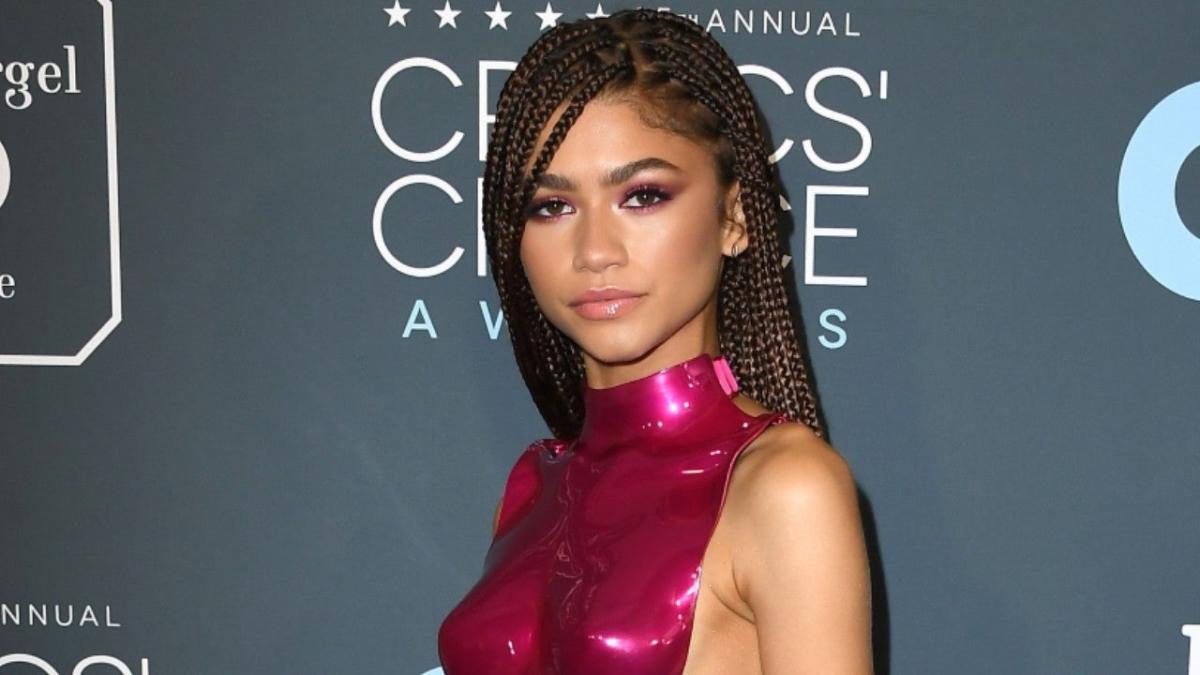 Zendaya Opens Up About Prioritizing Mental Health and Going To Therapy