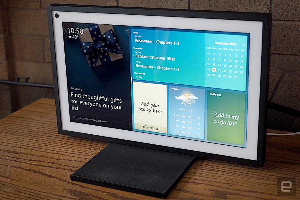 <p>Amazon Echo Show 15</p> 