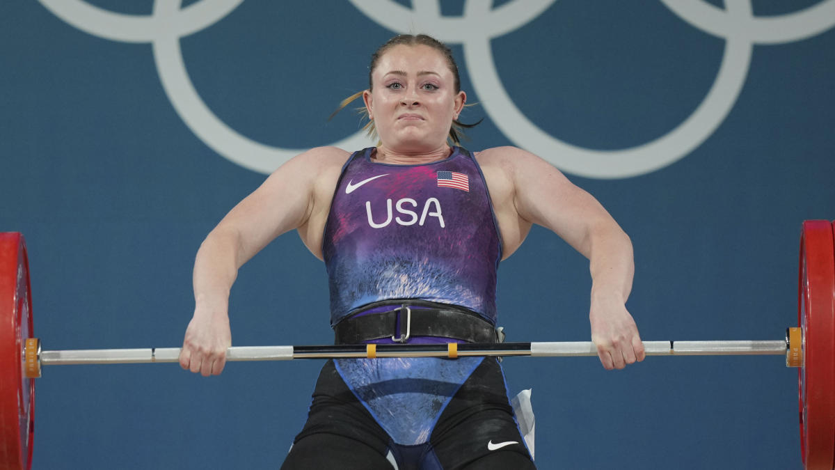 Paris Olympics Olivia Reeves wins USA's first women's weightlifting