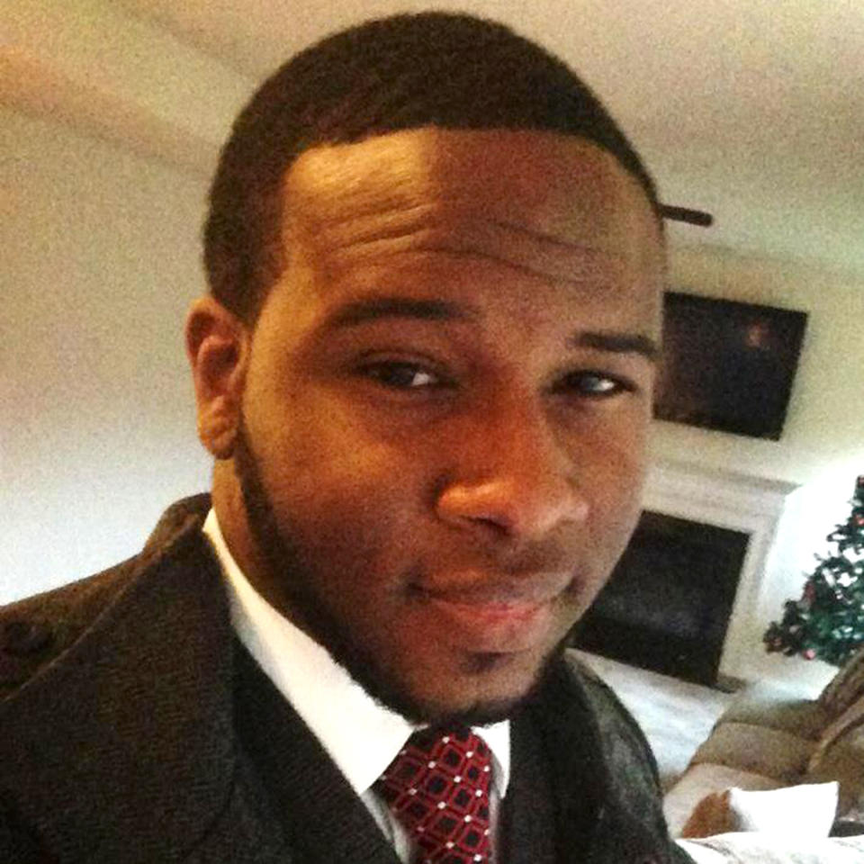 Botham Jean's Mom Wants Dallas Cop to 'Come Clean'