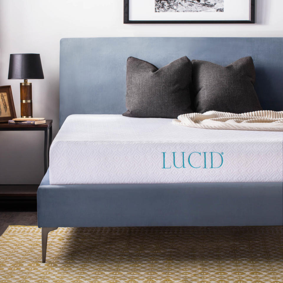 Lucid 10-inch Dual-Layered Gel Memory Foam Queen Mattress. (Photo: Walmart)