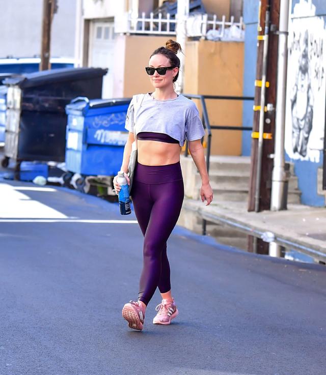 Olivia Wilde Is *Obsessed* With These Alo Yoga Leggings